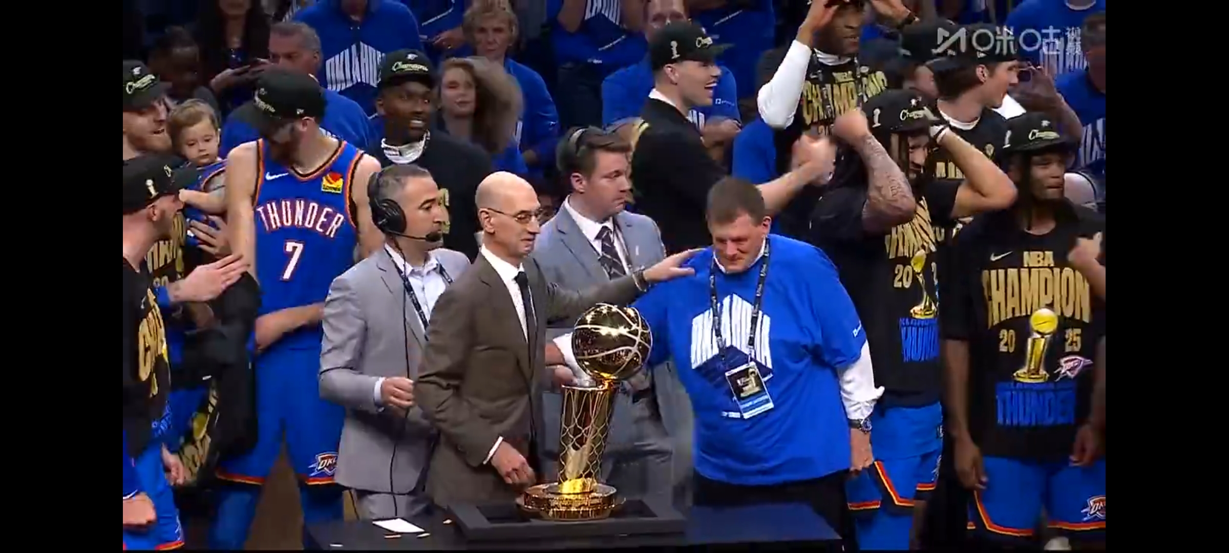 里程碑夜巴黎圣日耳曼豪取连胜;NBA季后赛集结日刷纪录;管理层满意;团队化学反应显著的简单介绍 里程碑夜巴黎圣日耳曼豪取连胜;NBA季后赛集结日刷纪录;管理层满意;团队化学反应显著的简单介绍