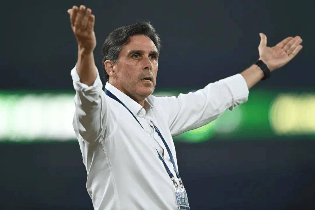 中超冲刺阶段再迎强敌，托特纳姆战术微调，主帅态度——目标明确，球队文化再被提及的简单介绍